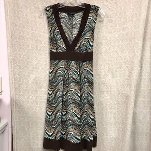 IZ Byer CA Flowy Pretty Dress w/back sash V neck